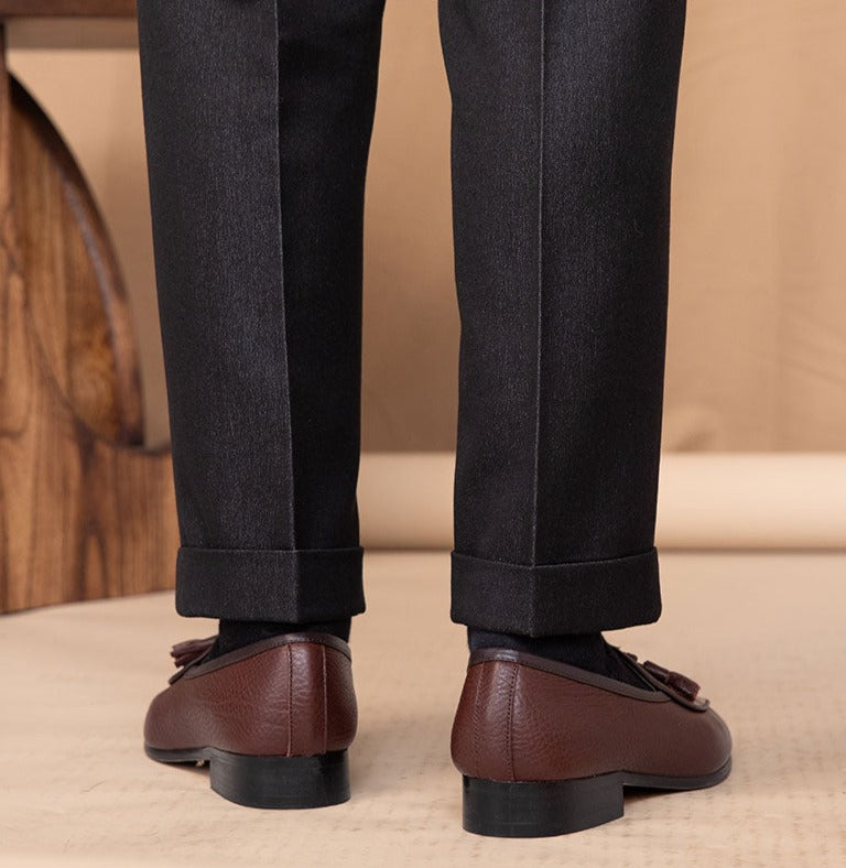 Belgische Loafers aus Leder mit Quaste und Kieselgur