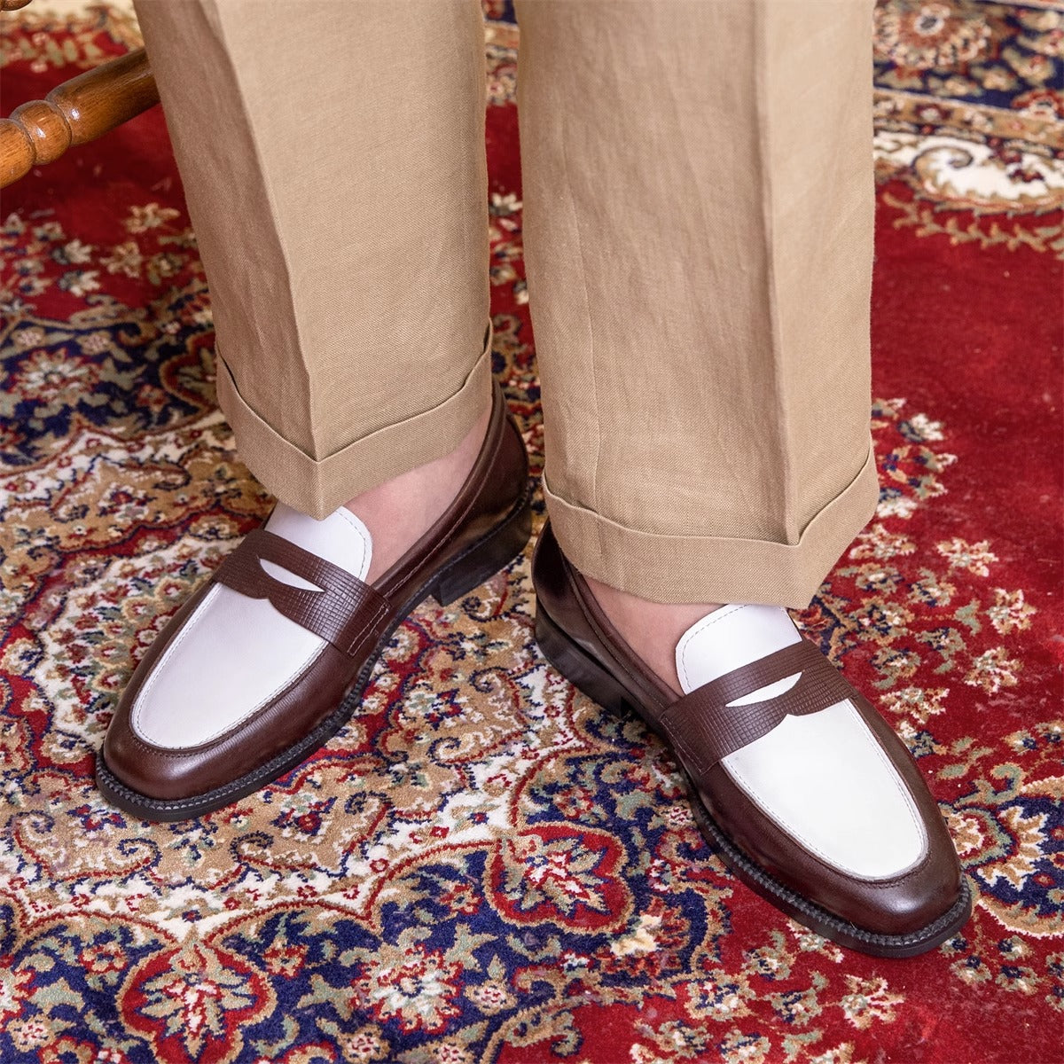 Paris Penny Loafers mit Kontrast