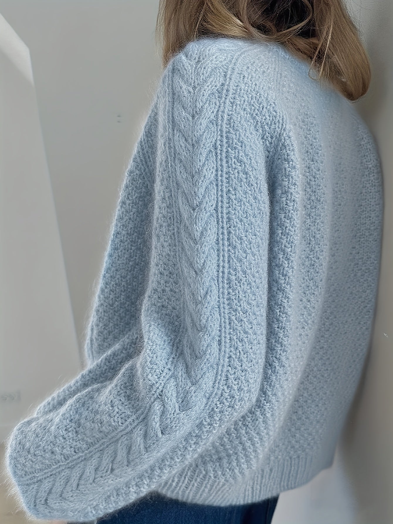 Dwina™ Strickjacke mit Knöpfen und Zopfmuster