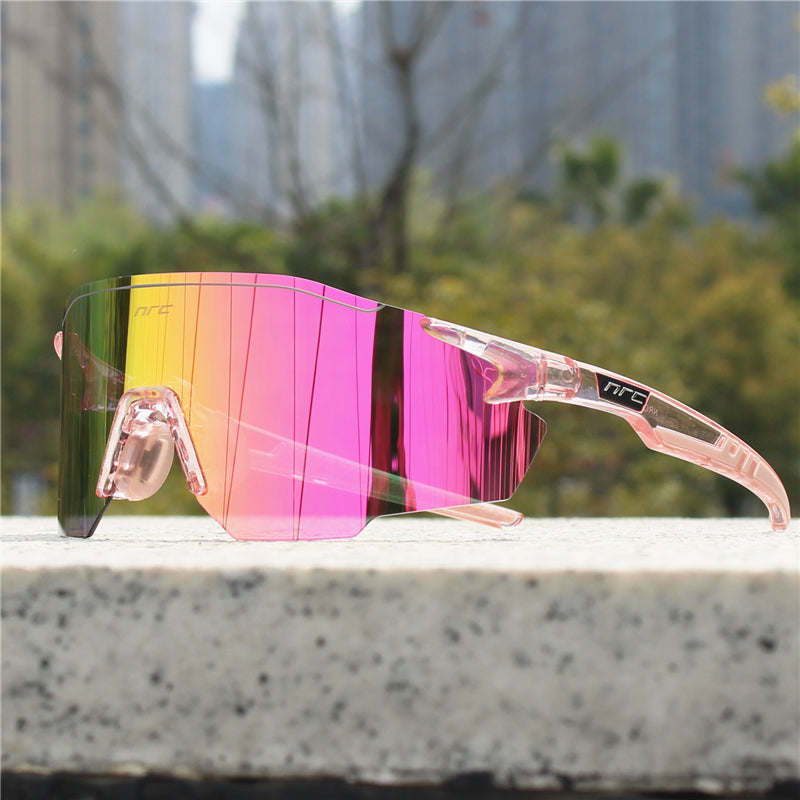 FlashLens Sonnenbrille Mit Einem Schild Und Spiegelglas