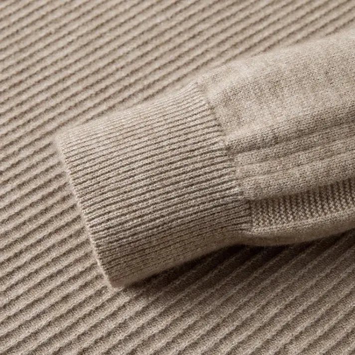 Gestreifter Wollpullover