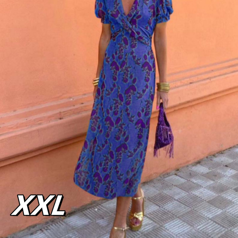 Kleid mit Schlitz und Blumenmuster