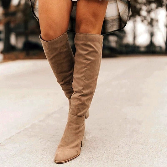 Alexane™ Lange Wildlederstiefel