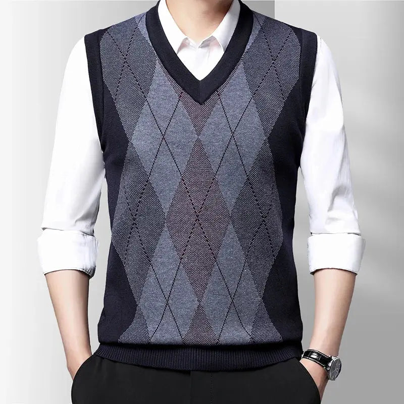 Academic Essential Strickweste