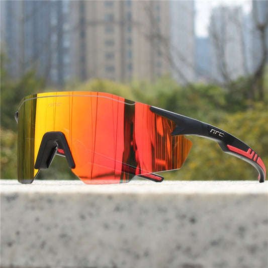FlashLens Sonnenbrille Mit Einem Schild Und Spiegelglas